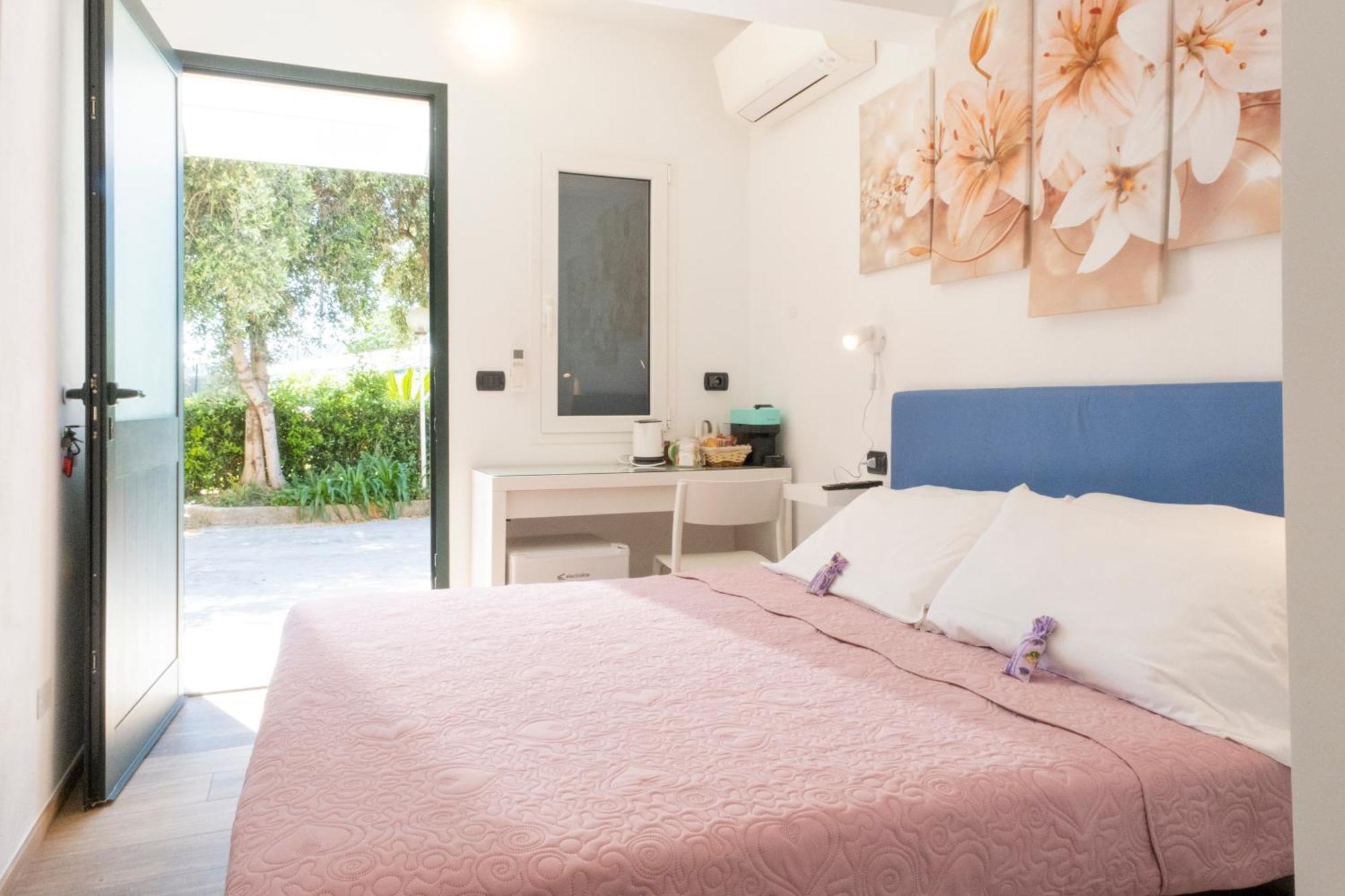 Agriturismo Giorgi Appartamenti In Riviera Ligure อัลเบงกา ภายนอก รูปภาพ