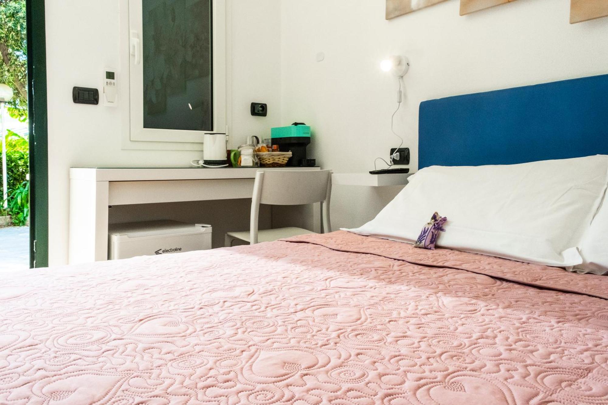 Agriturismo Giorgi Appartamenti In Riviera Ligure อัลเบงกา ภายนอก รูปภาพ
