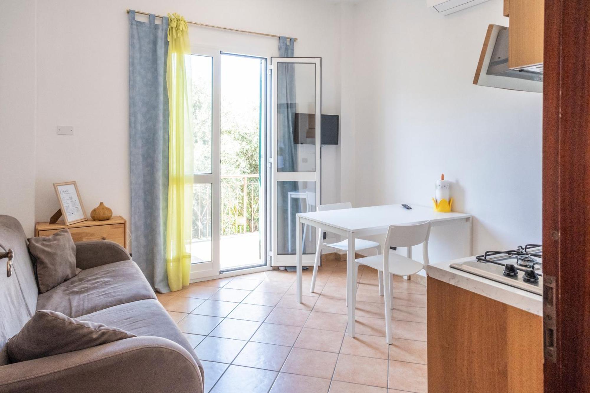 Agriturismo Giorgi Appartamenti In Riviera Ligure อัลเบงกา ภายนอก รูปภาพ